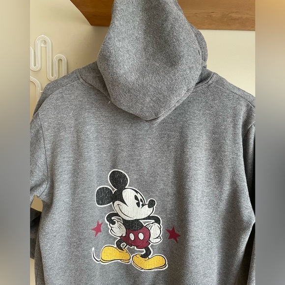 Disney’s Mickey Mouse zip front Gray sweatshirt Stage 28 Teens size L - Picture 5 of 6